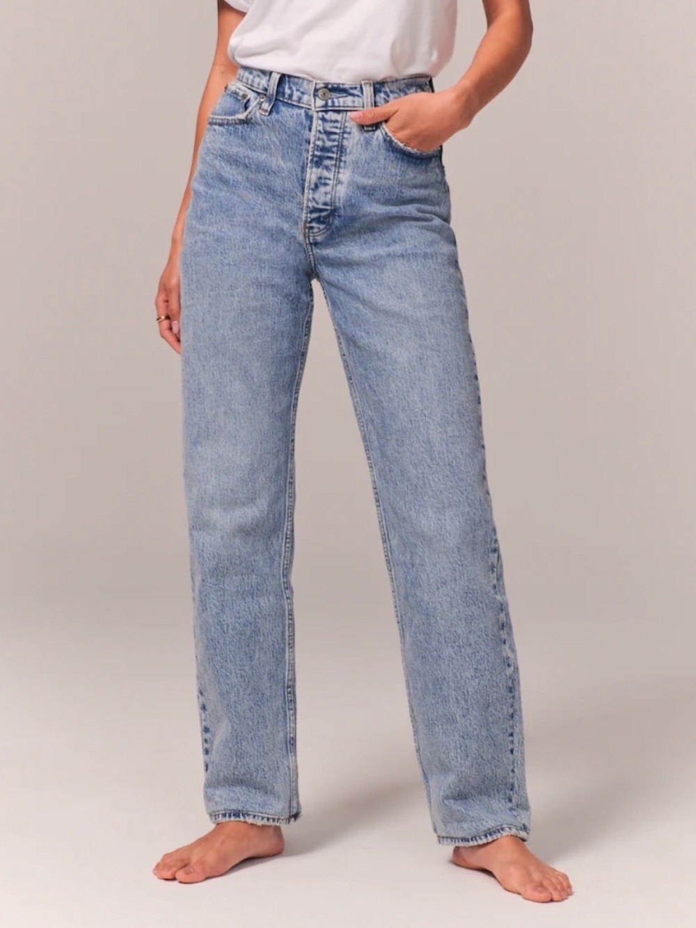 Abercrombie & Fitch Straight Leg Jeans - medium Wash Blue The Dad High Rise